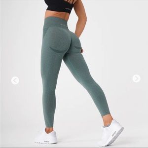 NVGTN Leggings